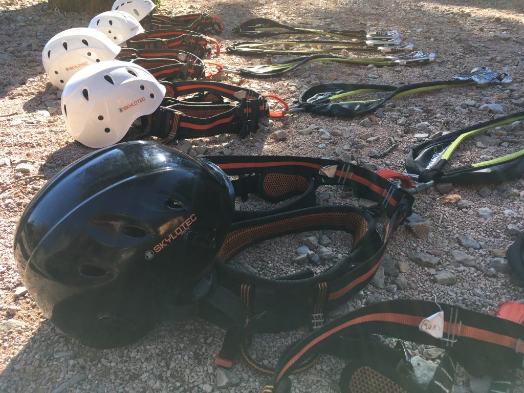 Die Ausrüstung liegt parat